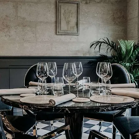 Le Palais Gallien & 5*